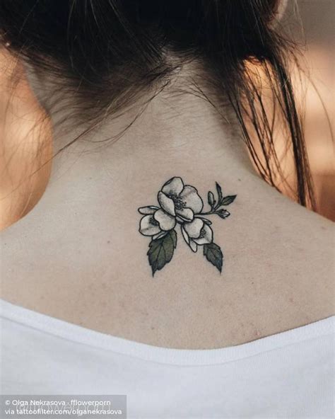 diseo de jazmines tatuajes|Ideas de tatuajes de la flor de jazmín